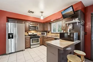 11 Lancaster Ln, Monsey, NY 10952 - Photo 12