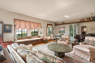 6 Shore Drive, Great Neck, NY 11021 - Photo 4