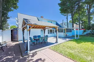 4 Wagon Ln, Levittown, NY 11756 - Photo 6