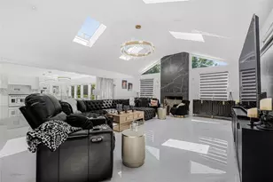 3 Fairview Ln, Glen Cove, NY 11542 - Photo 42