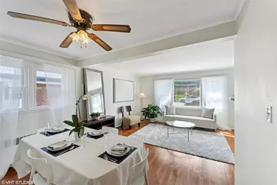 512 Nassau Boulevard, Williston Park, NY 11596 - Photo 2