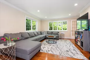 34 Arleigh Rd, Great Neck, NY 11021 - Photo 8