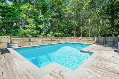 15 Youngs Avenue, Mattituck, NY 11952 - Photo 2