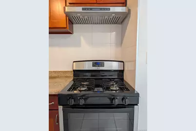 4304 158th Street #L4, Flushing, NY 11358 - Photo 4