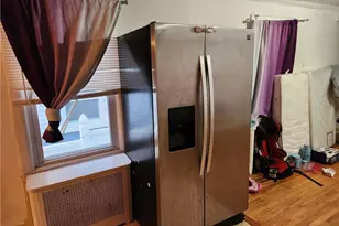 815 Swinton Ave, Bronx, NY 10465 - Photo 6