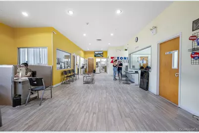 7814 Roosevelt Avenue #A, Jackson Heights, NY 11372 - Photo 10