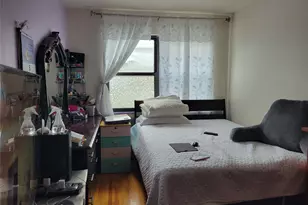 79-15 Kneeland Ave, Elmhurst, NY 11373 - Photo 10