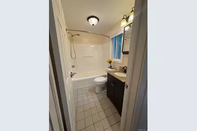 35 Lindbergh, New City, NY 10956 - Photo 12