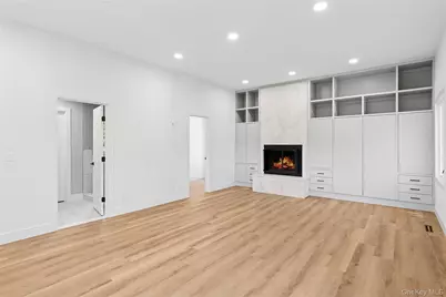 12 Plume Grass Way, Westhampton, NY 11977 - Photo 10