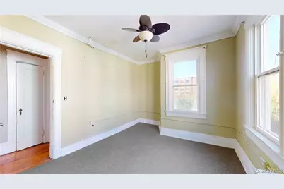 14 Hamilton Avenue, New Rochelle, NY 10801 - Photo 12