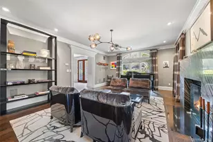 8 Ridgeview Cir, Armonk, NY 10504 - Photo 4