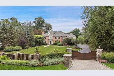 8 Ridgeview Circle, Armonk, NY 10504 - Photo 1