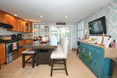 3609 Somerset Drive, Seaford, NY 11783 - Photo 14