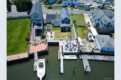 3609 Somerset Drive, Seaford, NY 11783 - Photo 2