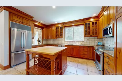 124 Montauk Highway, Westhampton, NY 11977 - Photo 28