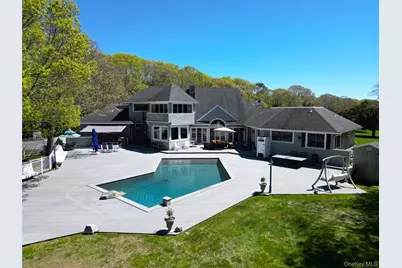 124 Montauk Highway, Westhampton, NY 11977 - Photo 10