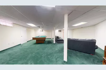 124 Montauk Highway, Westhampton, NY 11977 - Photo 50