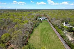 124 Montauk Hwy, Westhampton, NY 11977 - Photo 2