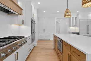 654 Caledonia Rd, Dix Hills, NY 11746 - Photo 20