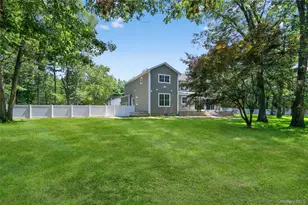 654 Caledonia Rd, Dix Hills, NY 11746 - Photo 36