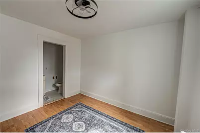 284 4th Avenue, Bay Shore, NY 11706 - Photo 14