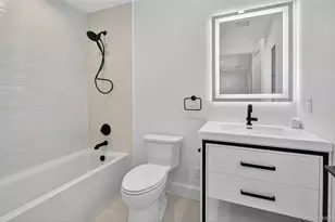 32A Pine Rd, Syosset, NY 11791 - Photo 36