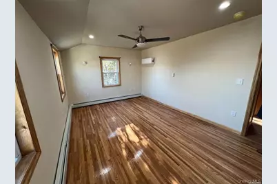 34 Diamond Street, Elmont, NY 11003 - Photo 4