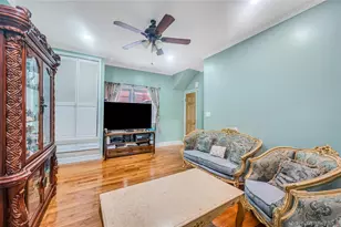 371 Pine St, Brooklyn, NY 11208 - Photo 10