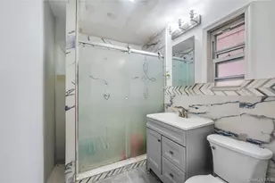 371 Pine St, Brooklyn, NY 11208 - Photo 12