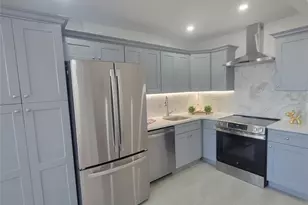 2041 Strauss St, Brooklyn, NY 11212 - Photo 6