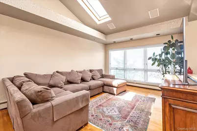 3337 Murdock Avenue, Oceanside, NY 11572 - Photo 8