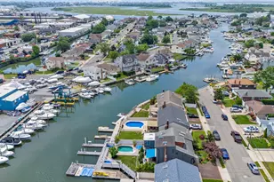 3337 Murdock Ave, Oceanside, NY 11572 - Photo 38