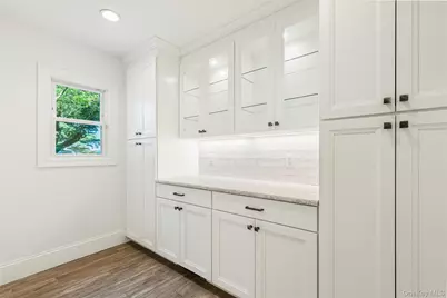 30 Park Drive N, Rye, NY 10580 - Photo 12