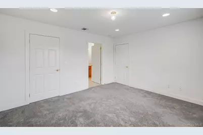 1126 Savoy Drive, Melville, NY 11747 - Photo 16