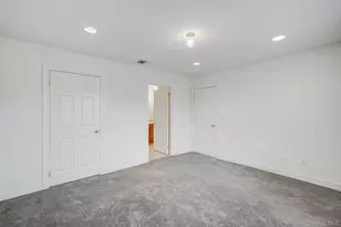 1126 Savoy Dr, Melville, NY 11747 - Photo 16