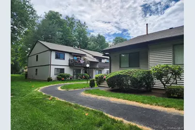 108 Village Road #B, Jefferson Valley, NY 10598 - Photo 10