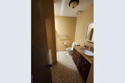 108 Village Road #B, Jefferson Valley, NY 10598 - Photo 42