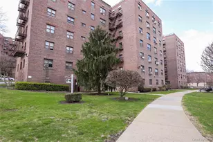 87-40 Francis Lewis Blvd, Queens Village, NY 11427 - Photo 2