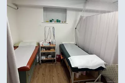 143-45 Sanford Avenue #L2, Flushing, NY 11355 - Photo 6