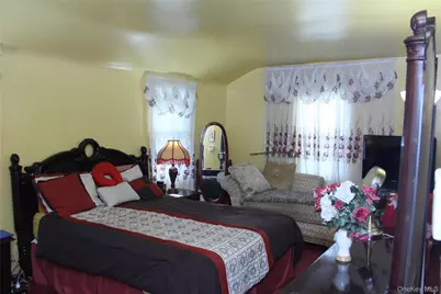 24 Garnet Place, Elmont, NY 11003 - Photo 40