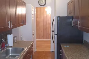 2156 Cruger Ave, Bronx, NY 10462 - Photo 2