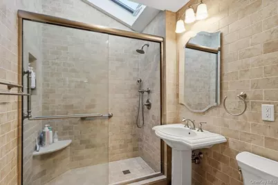 29 Munson Court, Melville, NY 11747 - Photo 28