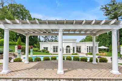 6 Hamptworth Drive, Great Neck, NY 11024 - Photo 24