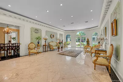 6 Hamptworth Drive, Great Neck, NY 11024 - Photo 6