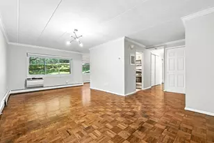 370 Central Park Ave, Scarsdale, NY 10583 - Photo 4