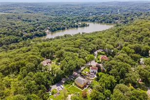 123 Pleasant Rd, Lake Peekskill, NY 10537 - Photo 32