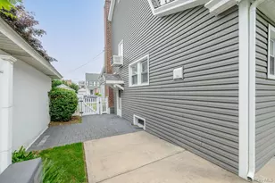 37 Keystone Pl, Hewlett, NY 11557 - Photo 42