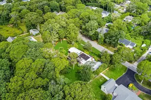 51 W Donellan Rd, Hampton Bays, NY 11946 - Photo 26