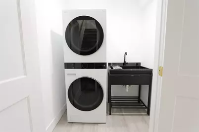 79-31 69th Avenue, Middle Village, NY 11379 - Photo 28