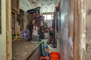 33 N Coleman Rd, Centereach, NY 11720 - Photo 4